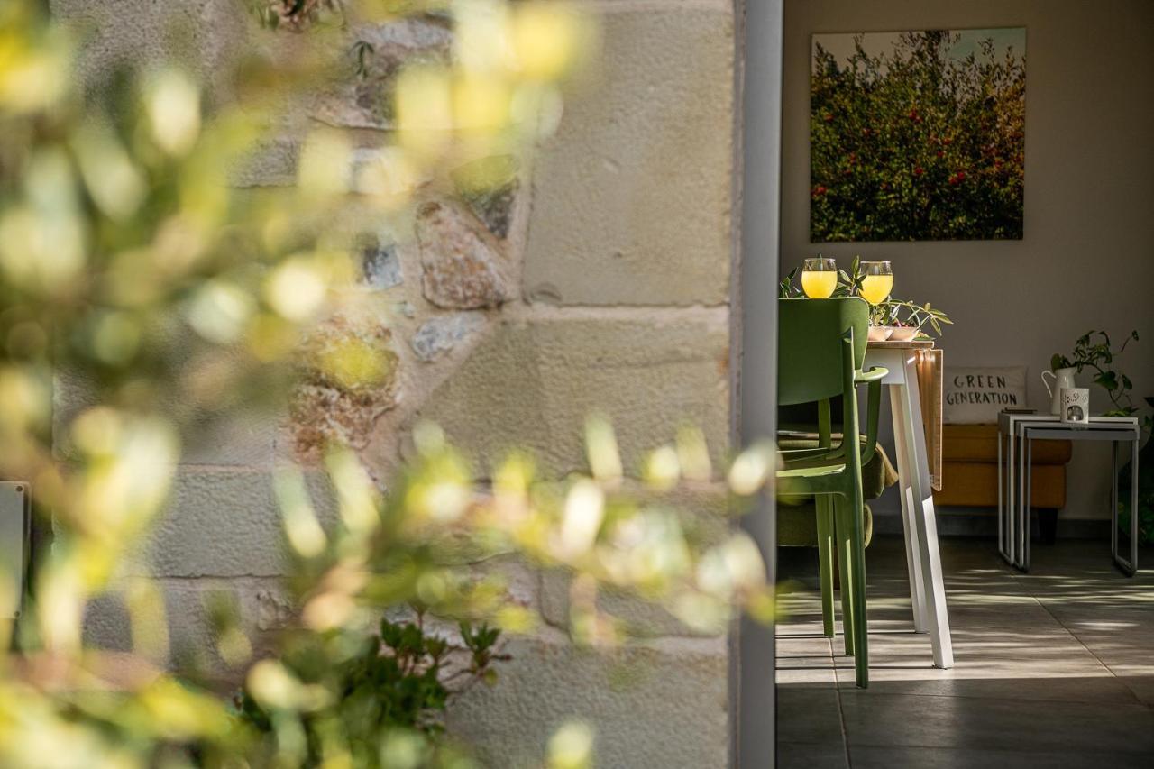 Olive Lemon Biophilic House & Lush Forest Garden 瓦莫斯 外观 照片