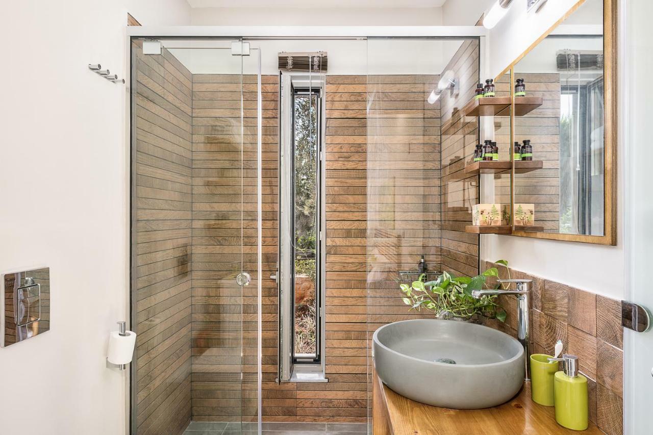 Olive Lemon Biophilic House & Lush Forest Garden 瓦莫斯 外观 照片